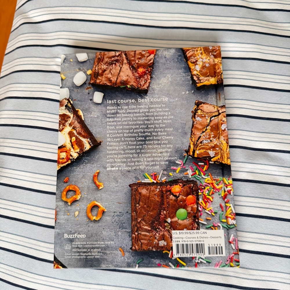 NWT tasty dessert cook book - Picture 2 of 2